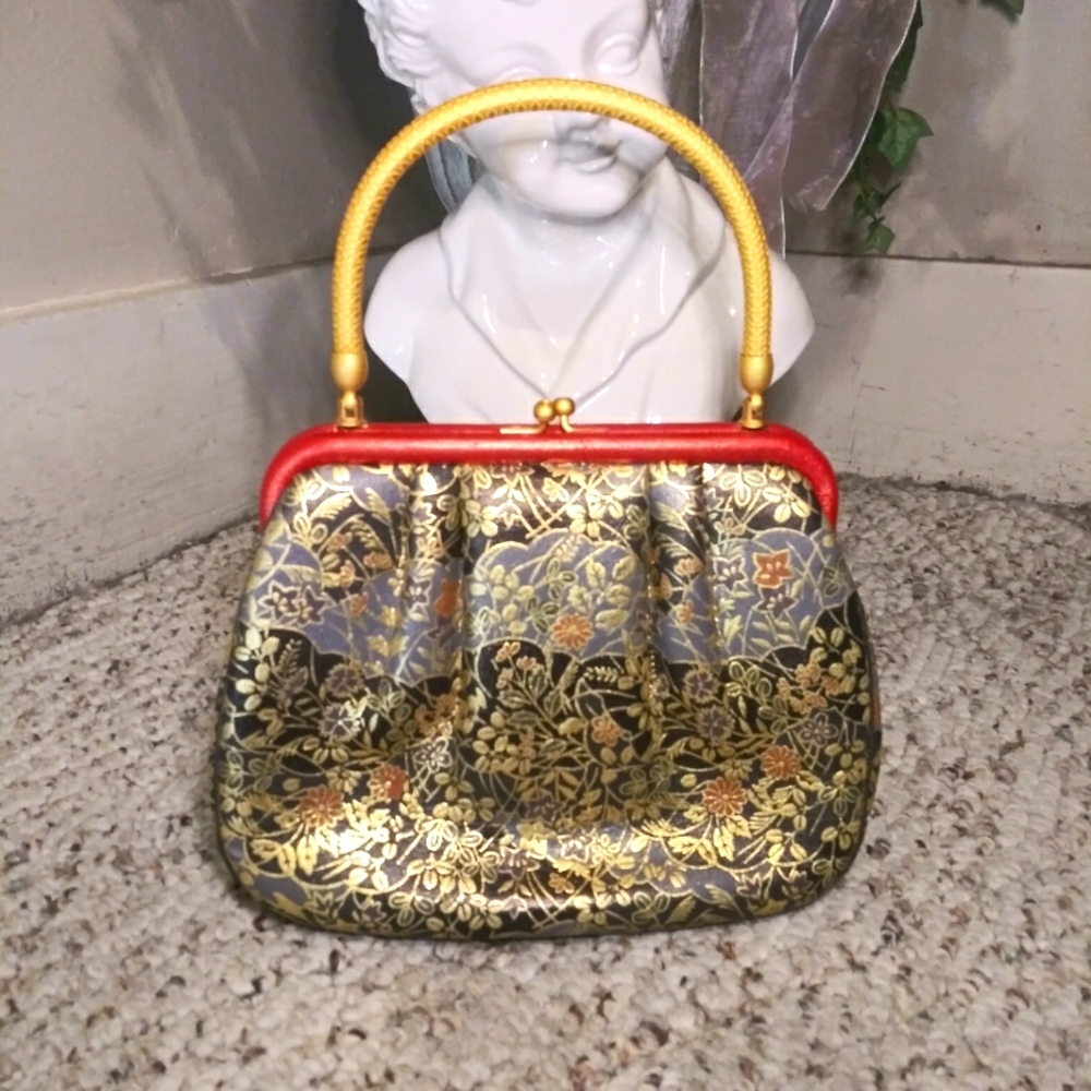 Vintage Red and Gold Floral Clutch - Picture 11 of 11